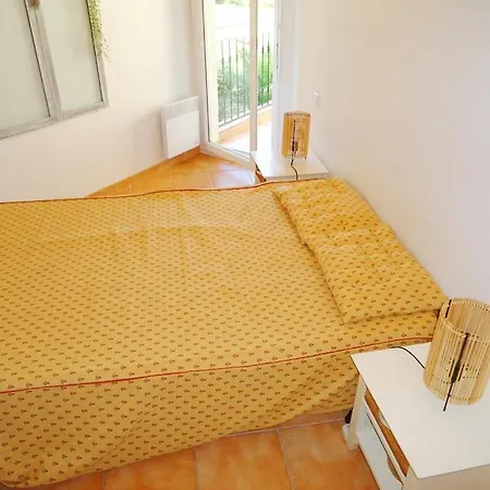 Apartmán Bel Pour 6 Personnes Dans Avec Piscine 500 M